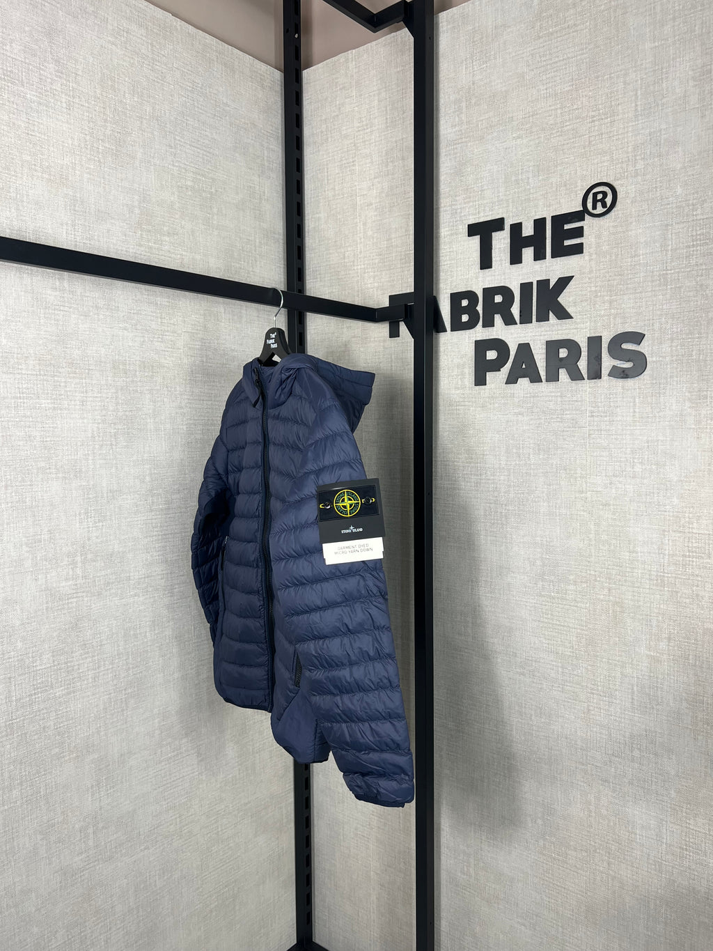 JACKET GARMENT DYED
MICRO YARN DOWN