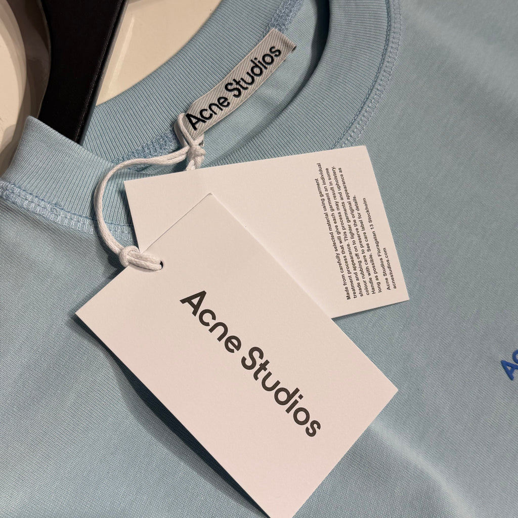 T-SHIRT ACNE STUDIOS CON LOGO STAMPATO - VESTIBILITÀ COMODA