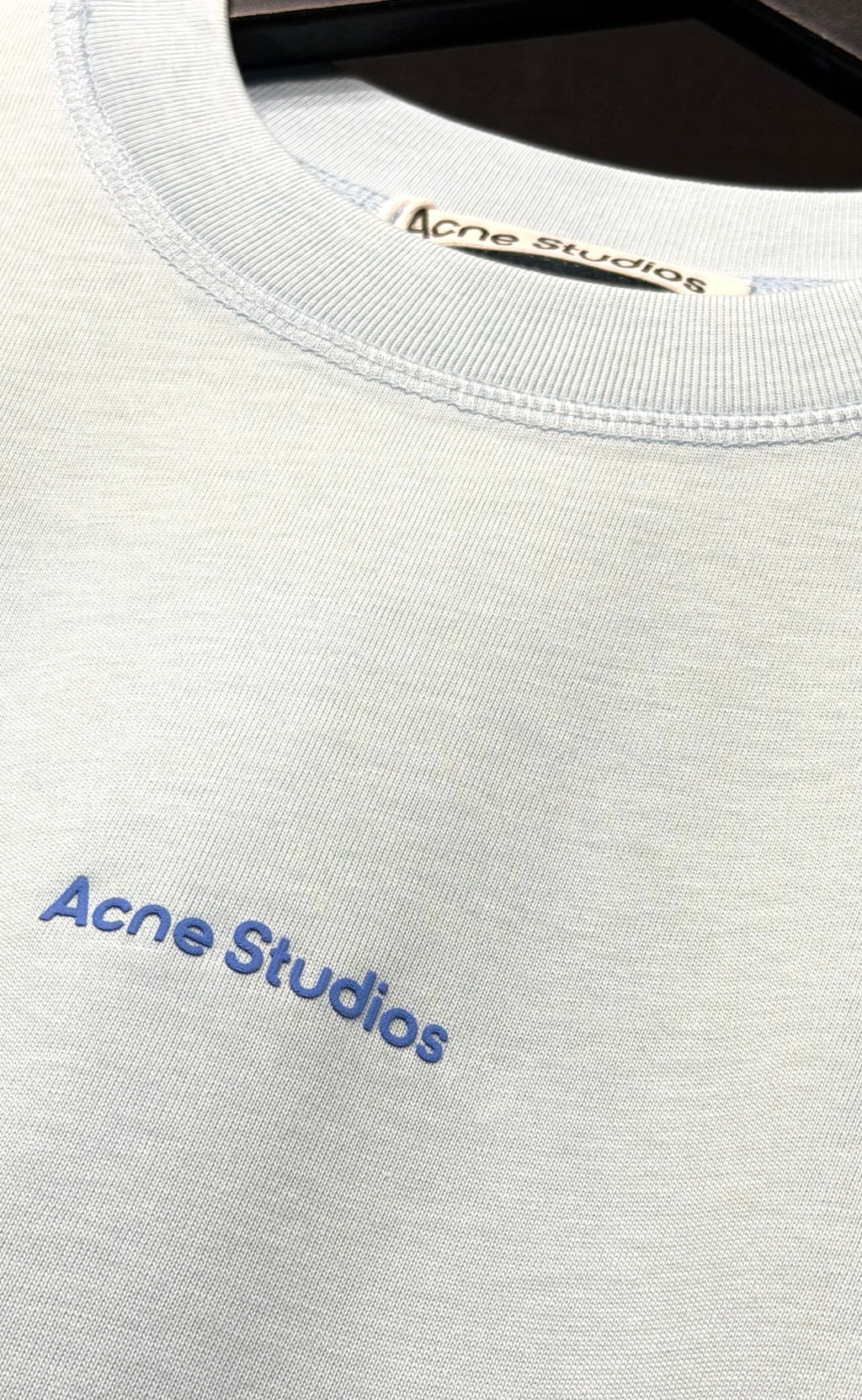 T-SHIRT ACNE STUDIOS CON LOGO STAMPATO - VESTIBILITÀ COMODA