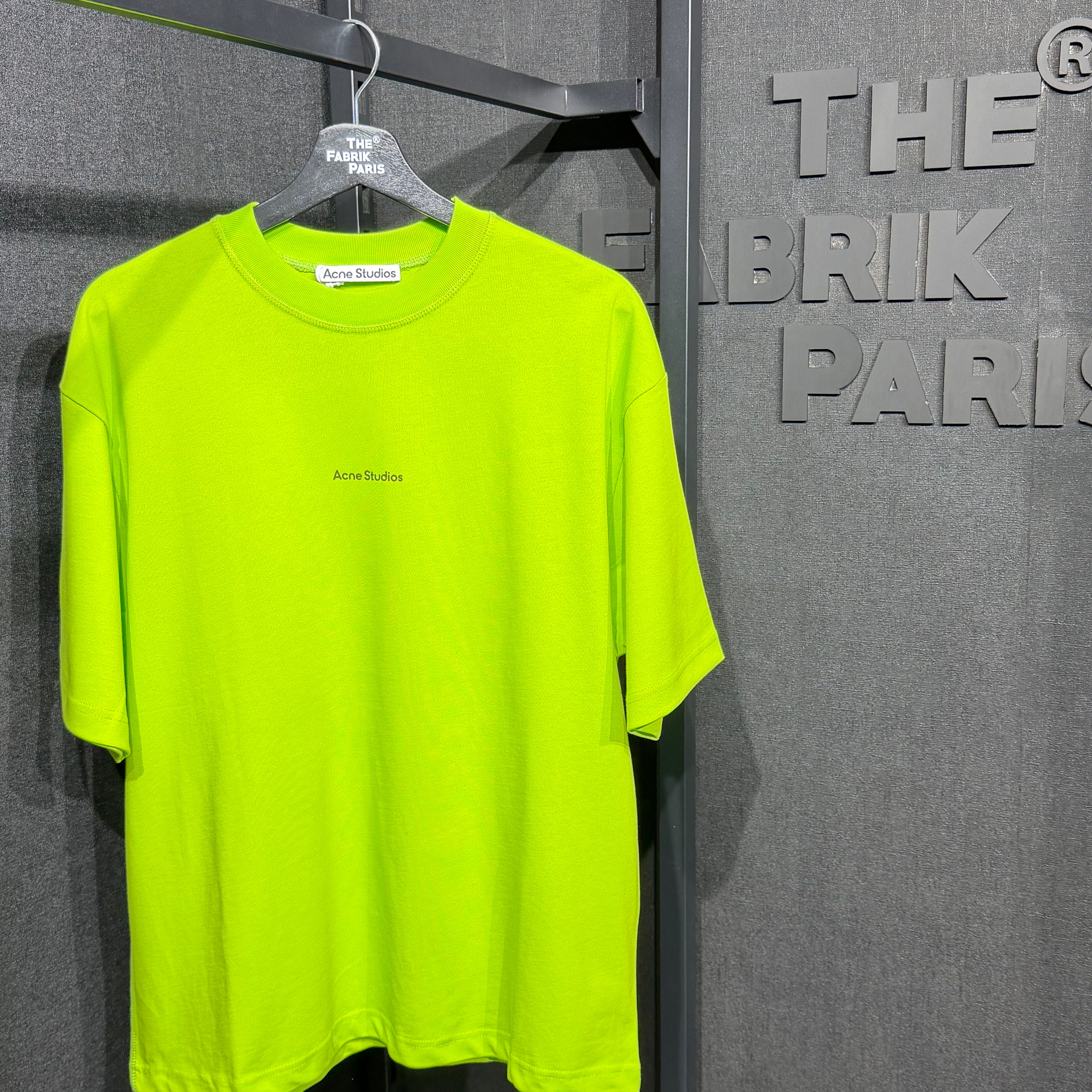 T-SHIRT ACNE STUDIOS CON LOGO STAMPATO - VESTIBILITÀ COMODA