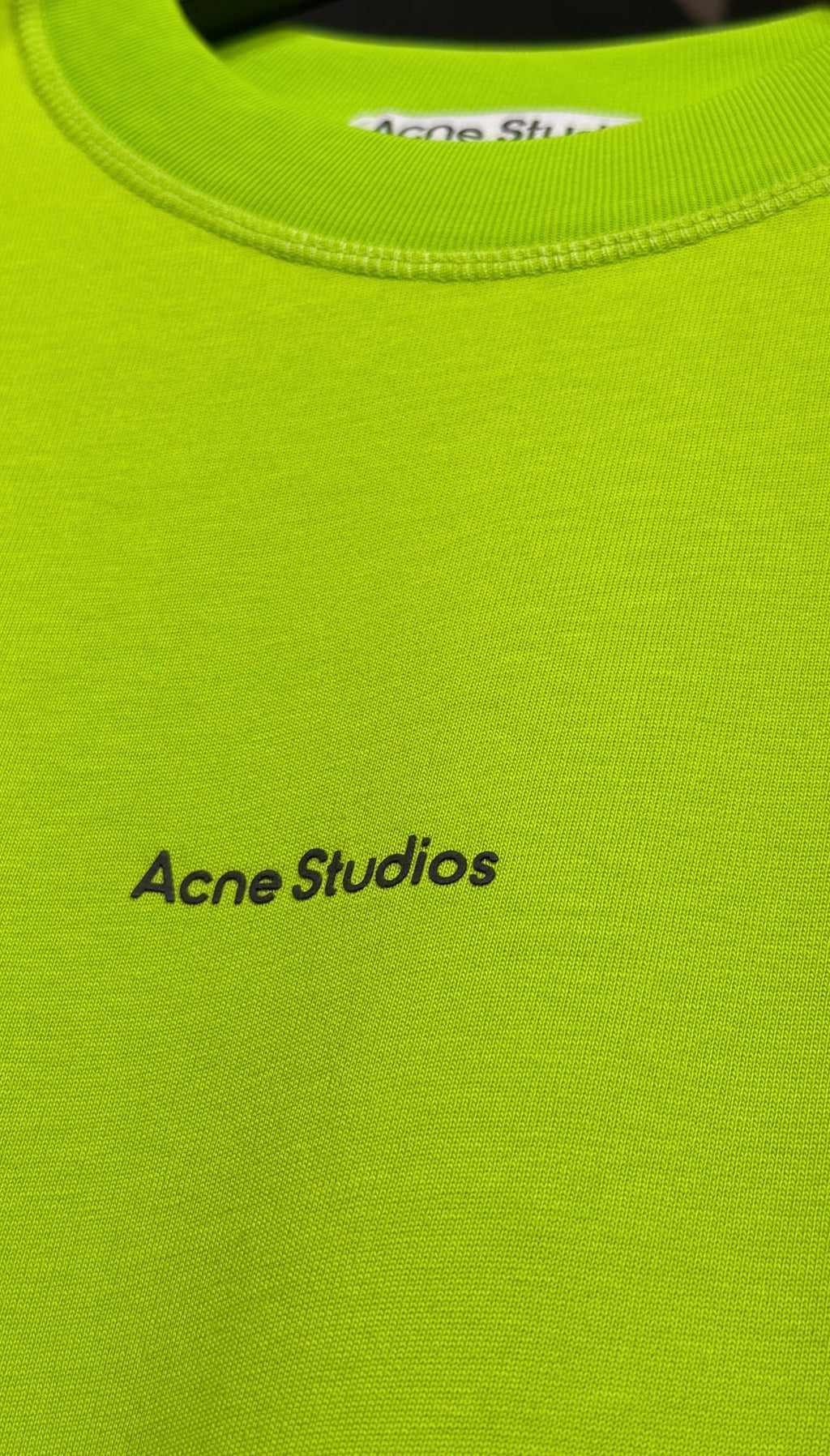 T-SHIRT ACNE STUDIOS CON LOGO STAMPATO - VESTIBILITÀ COMODA