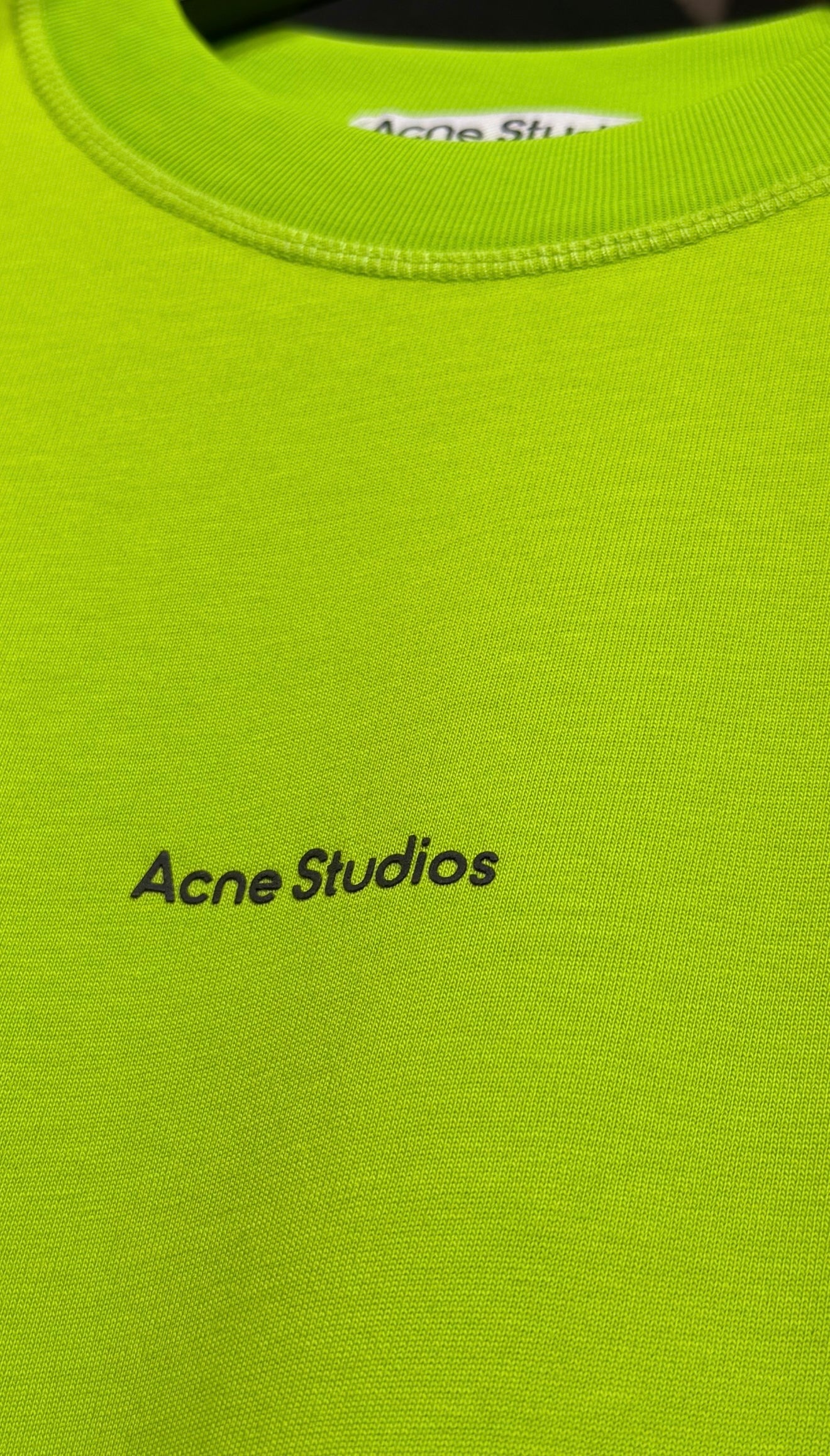 T-SHIRT ACNE STUDIOS CON LOGO STAMPATO - VESTIBILITÀ COMODA