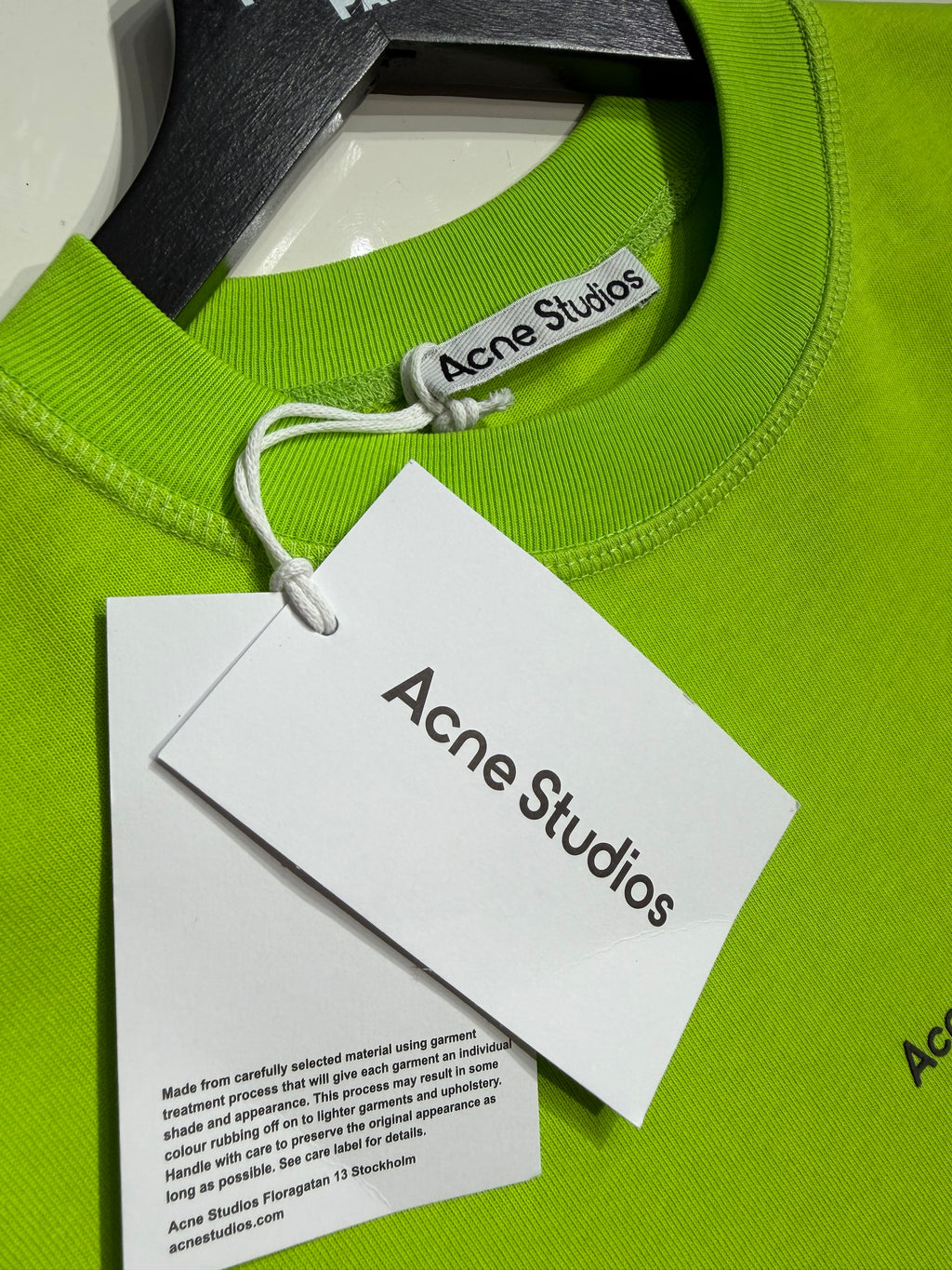 T-SHIRT ACNE STUDIOS CON LOGO STAMPATO - VESTIBILITÀ COMODA