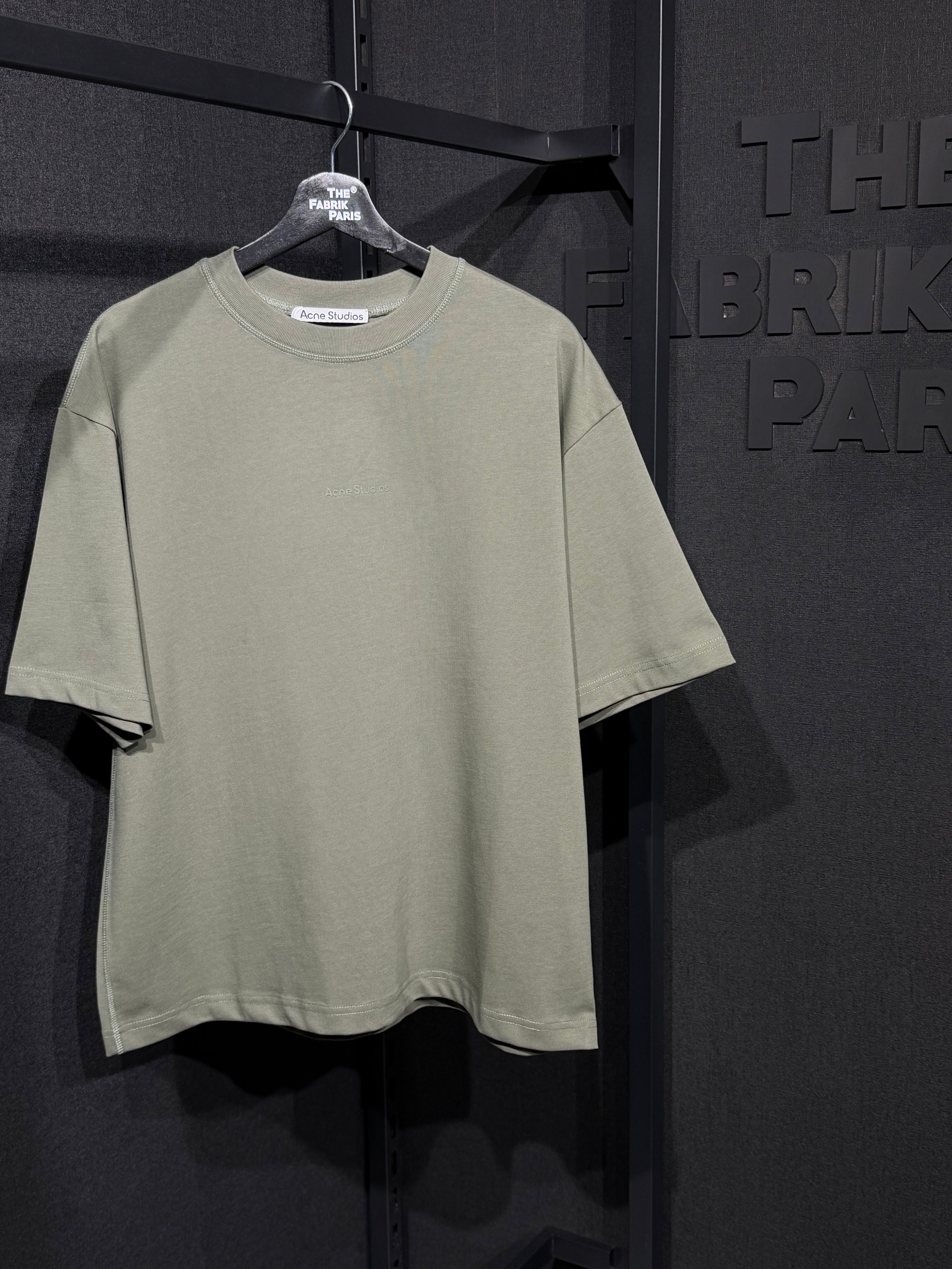 T-SHIRT ACNE STUDIOS CON LOGO STAMPATO - VESTIBILITÀ COMODA